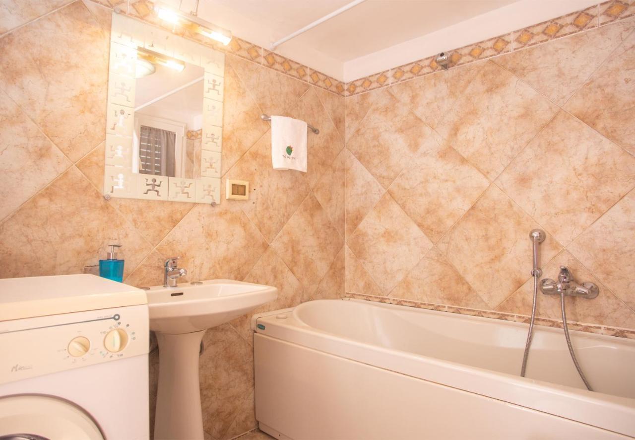 Casa Zefiro - The Fab Stay Остуни Екстериор снимка